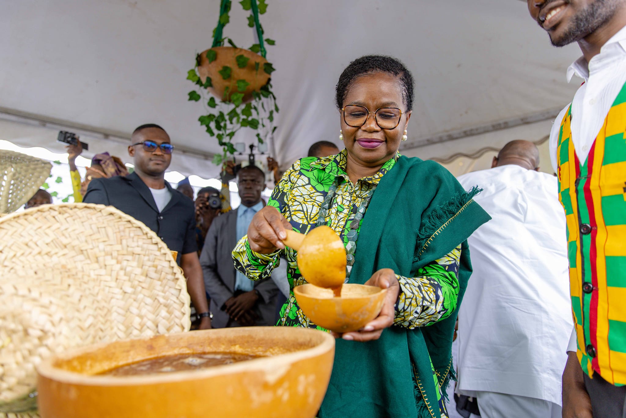 Togo / Préservation des Us et Coutumes : Le Premier ministre, Victoire Tomégah-Dogbé, à la fête traditionnelle ‘Adzinukuzan’