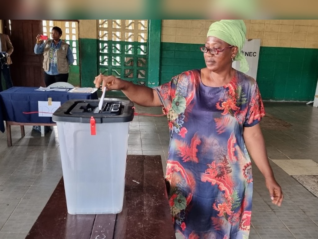 Présidentielle au Liberia : La CEDEAO et l’ONU appellent au calme après le second tour