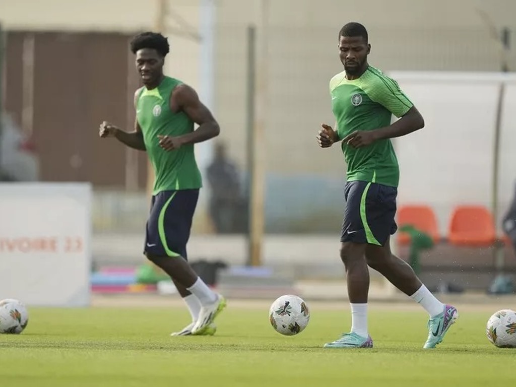 Les Super Eagles du Nigeria s’envolent vers les demi-finales de la CAN 2023 après une victoire serrée sur l’Angola