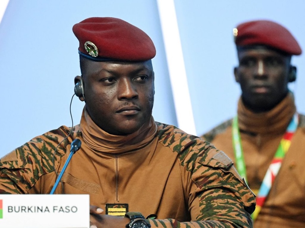 Burkina Faso : Le Capitaine Ibrahim Traoré en chef d’orchestre du renouveau militaire