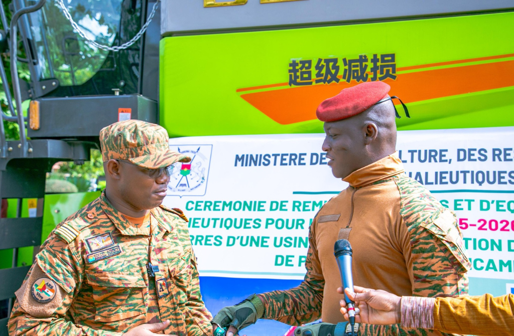 Burkina Faso : Le capitaine Ibrahim Traoré arme le monde rural pour la souveraineté alimentaire