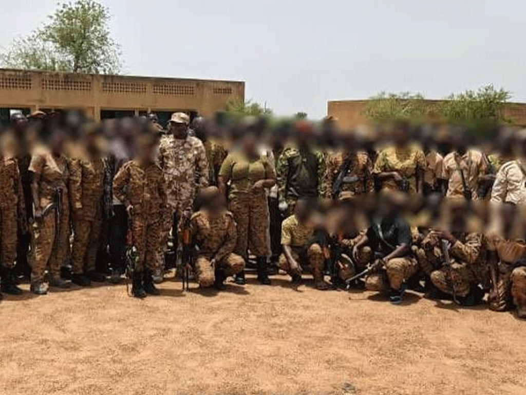 Burkina Faso : Visite du Ministre de la Sécurité, aux FDS et VDP, une démonstration de l’engagement du Capitaine Ibrahim Traoré pour la paix